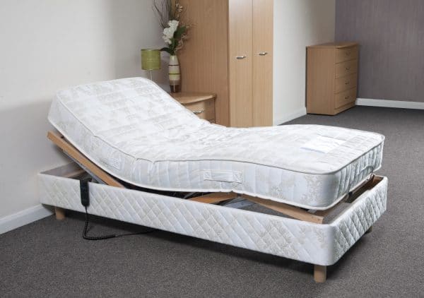 Orwood Electric Adjustable Profiling Divan Bed - Image 6