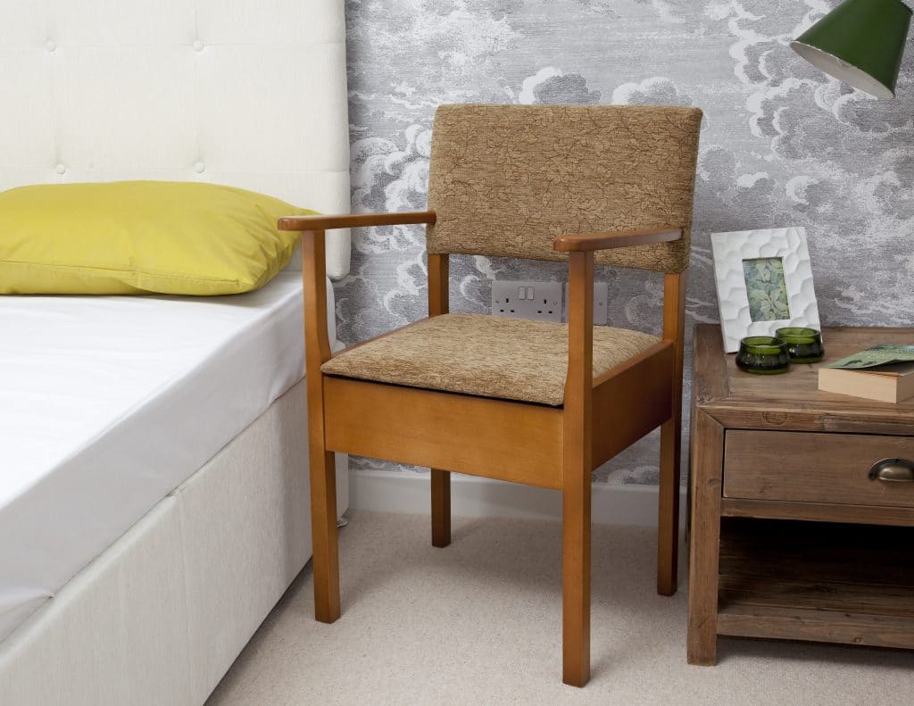 Wooden Framed Commode Felgains