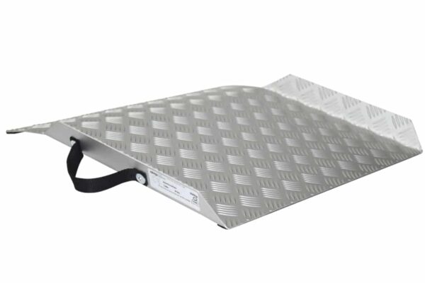 Metro Kerb Threshold Ramp
