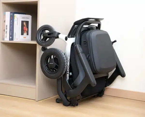 Robooter E80/E80 Ultra Carbon Folding Powerchair - Image 9