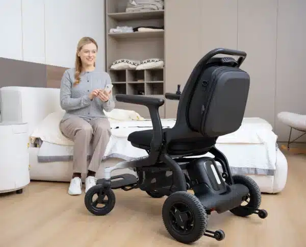 Robooter E80/E80 Ultra Carbon Folding Powerchair - Image 11