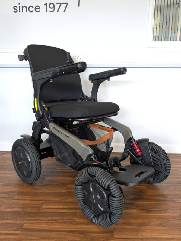 CLEARANCE Robooter E60 Pro Powerchair (Nearly New, Grade A) - Image 2