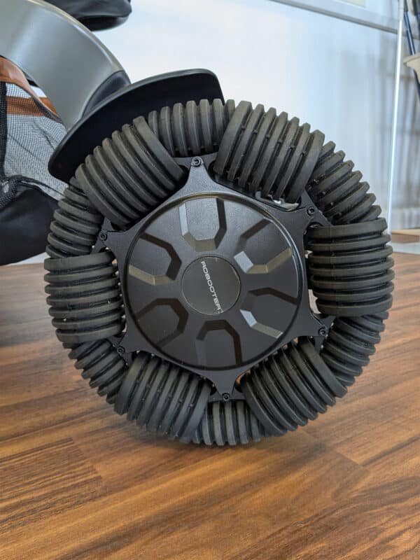 CLEARANCE Robooter E60 Pro Powerchair (Nearly New, Grade A) - Image 7
