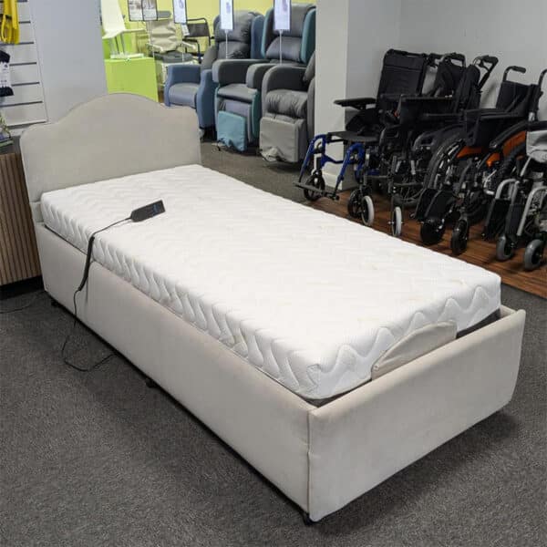 CLEARANCE: Windsor Adjustable Bed - 3ft (Ex Demo)