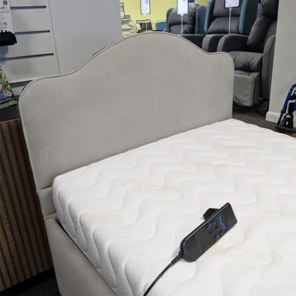 CLEARANCE: Windsor Adjustable Bed - 3ft (Ex Demo) - Image 3