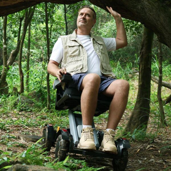 XSTO M4 Self-Balancing Folding Powerchair - Image 15