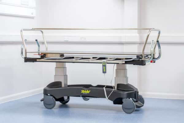 Stride Bariatric Concealment Trolley - Image 3