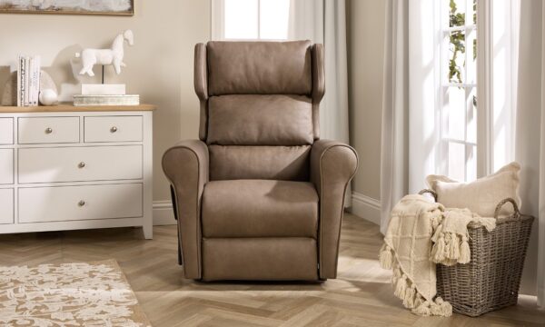 Opera Flynn Riser Recliner Chair