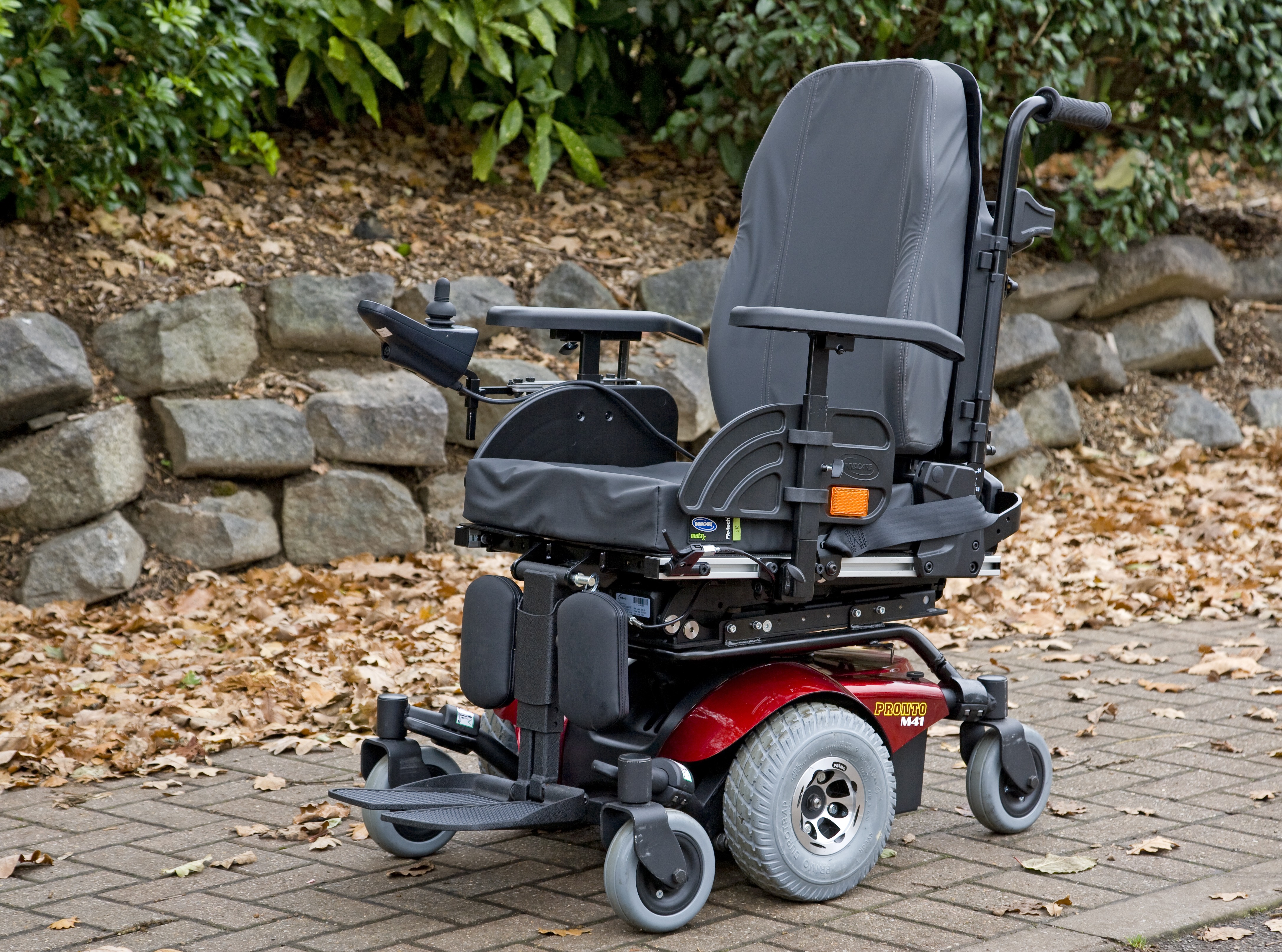 FEL18-005 Pronto M61 Powerchair Pronto Powerchair